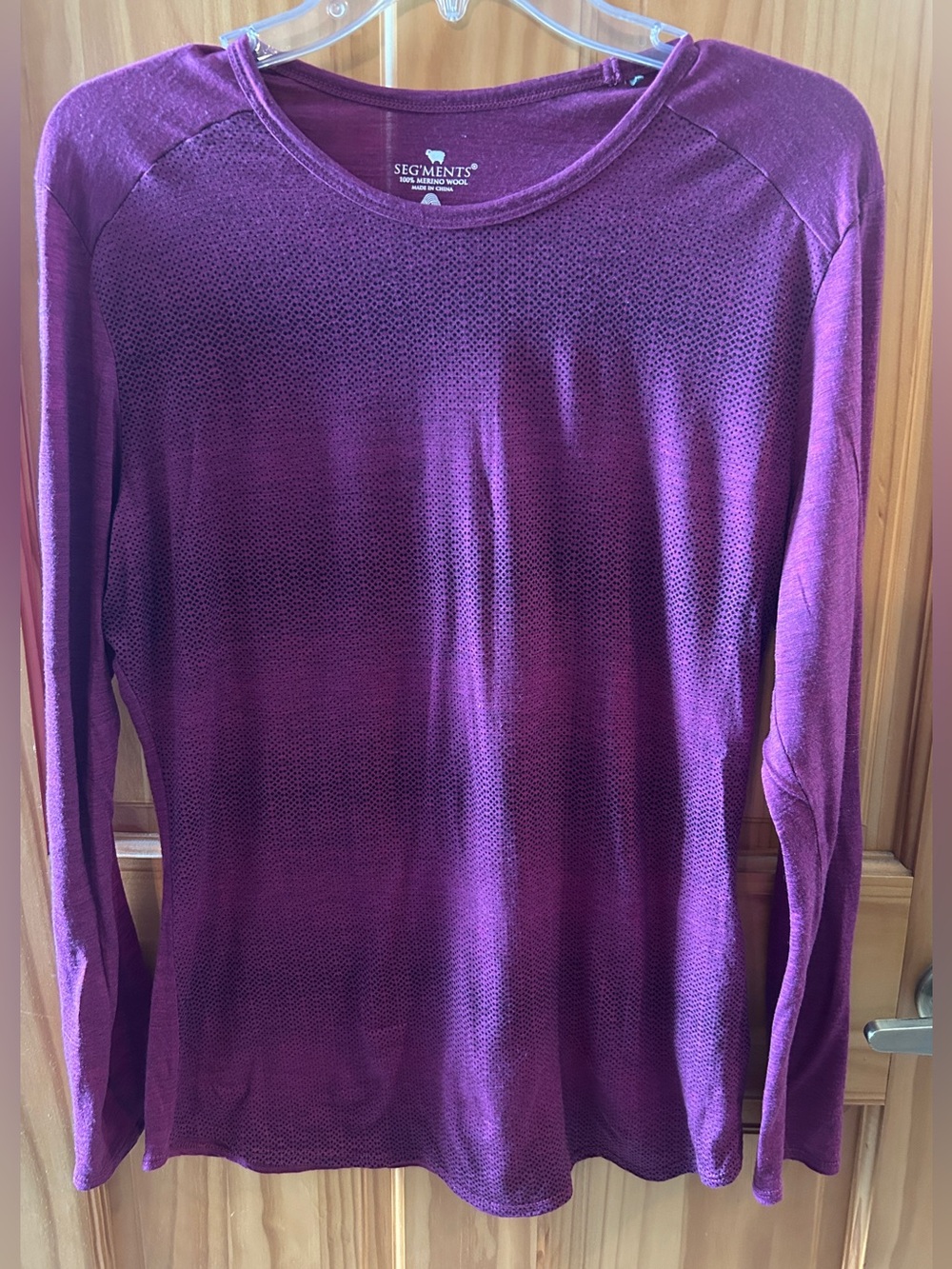 Women's Segments Merino Wool Base Layer shirt Size Large Berry ombre purple